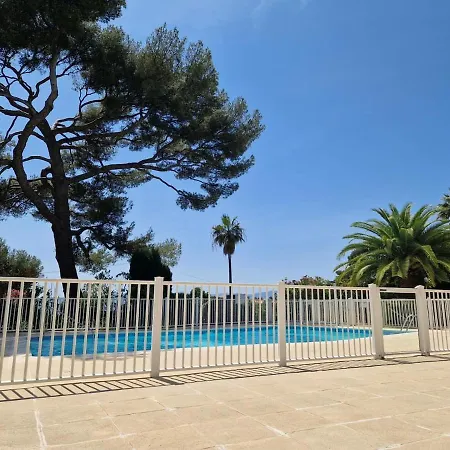 Apartman Beau 65 M2 En Front De A St Raphael - Piscine
