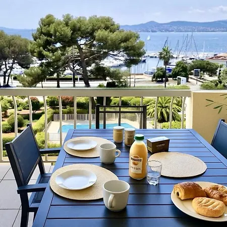 Lägenhet Beau 65 M2 En Front De A St Raphael - Piscine