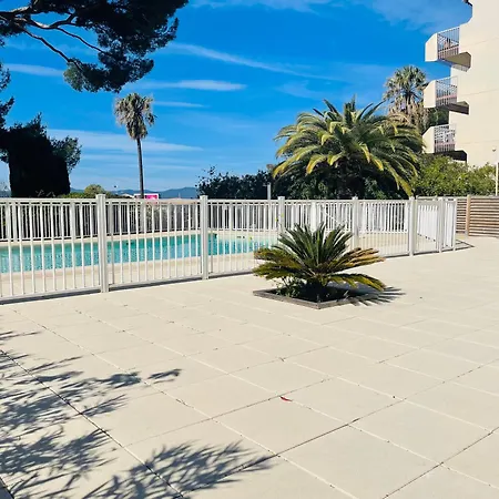 Lägenhet Beau 65 M2 En Front De A St Raphael - Piscine Saint-Raphaël
