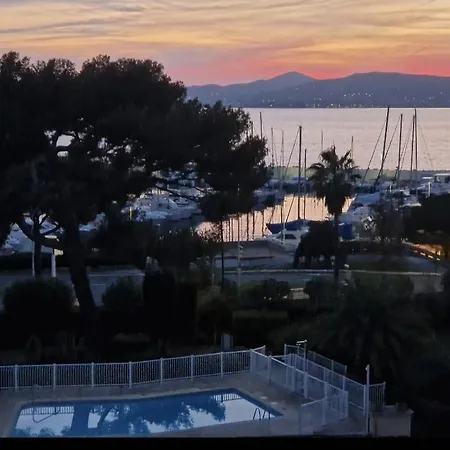 Beau 65 M2 En Front De A St Raphael - Piscine Lägenhet Saint-Raphaël