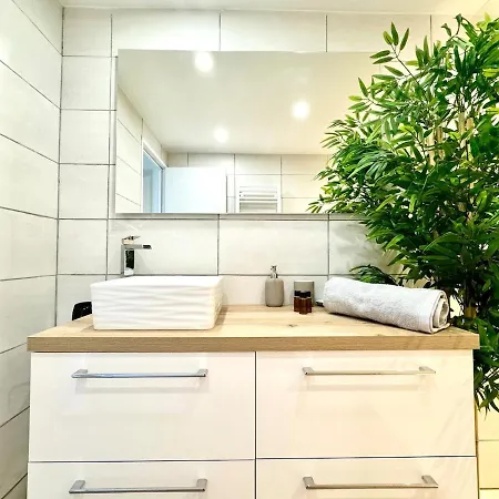 아파트 Beau 65 M2 En Front De A St Raphael - Piscine *