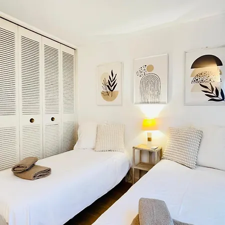 Beau 65 M2 En Front De A St Raphael - Piscine * Saint-Raphaël